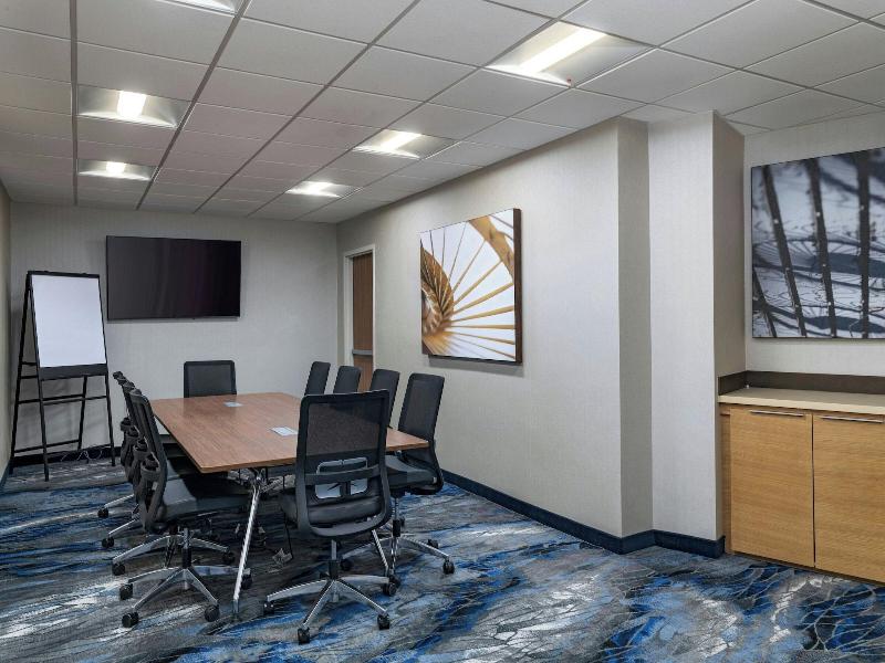 Fairfield Inn & Suites Phoenix South Mountain Area image