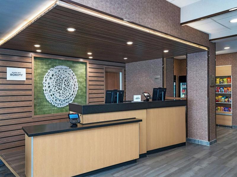 Fairfield Inn & Suites Phoenix South Mountain Area image