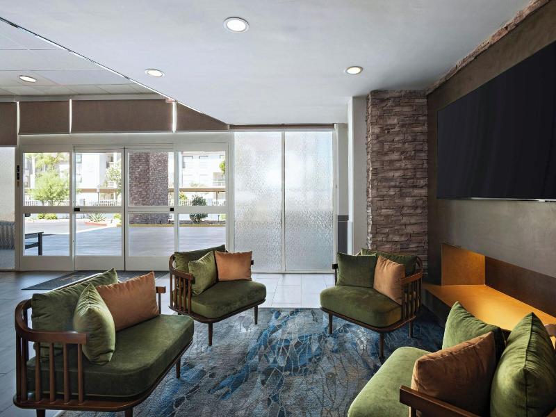 Fairfield Inn & Suites Phoenix South Mountain Area image