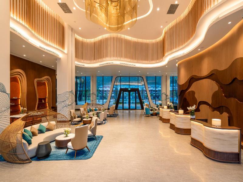 Wyndham Garden Sonasea Van Don image