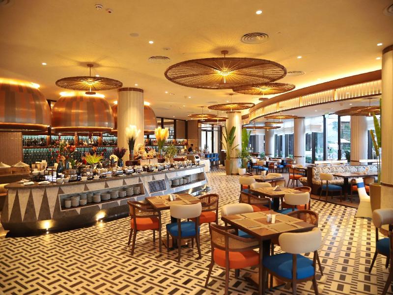 Wyndham Garden Sonasea Van Don image