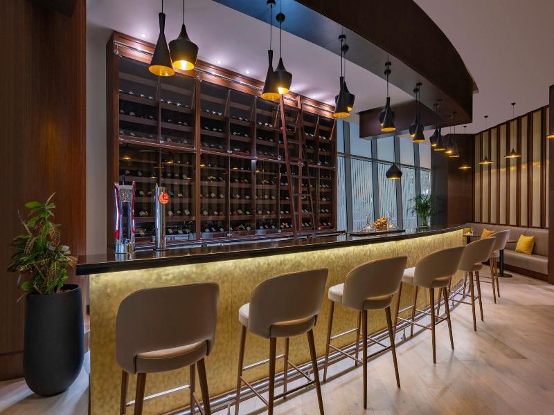 Le Meridien City Center, Doha image
