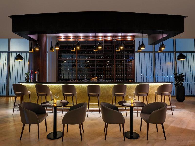 Le Meridien City Center, Doha image
