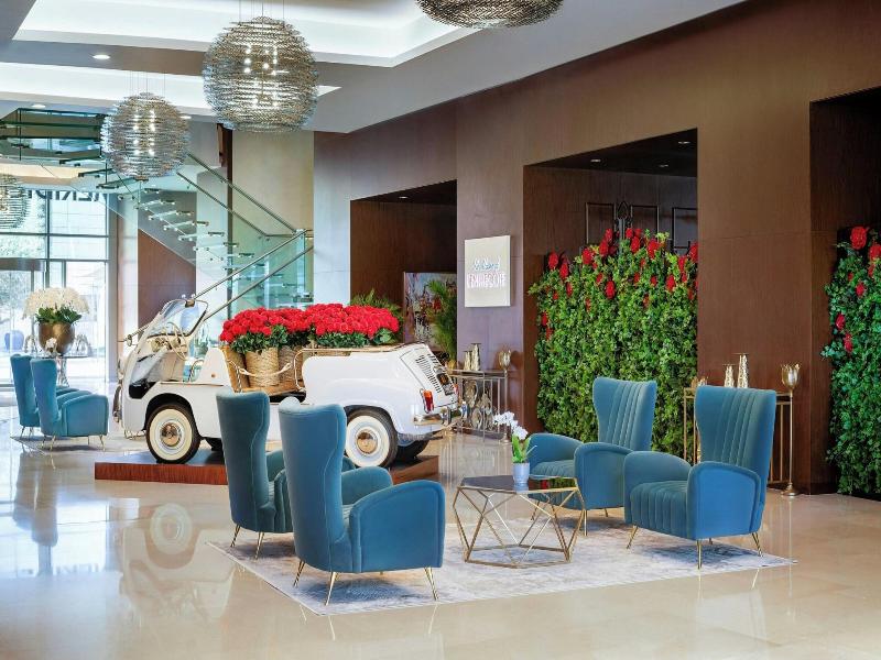 Le Meridien City Center, Doha image
