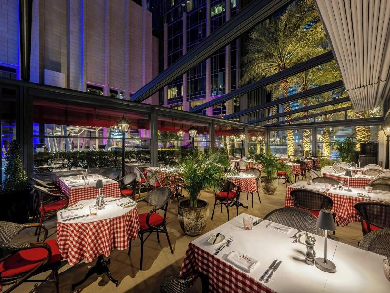 Le Meridien City Center, Doha image