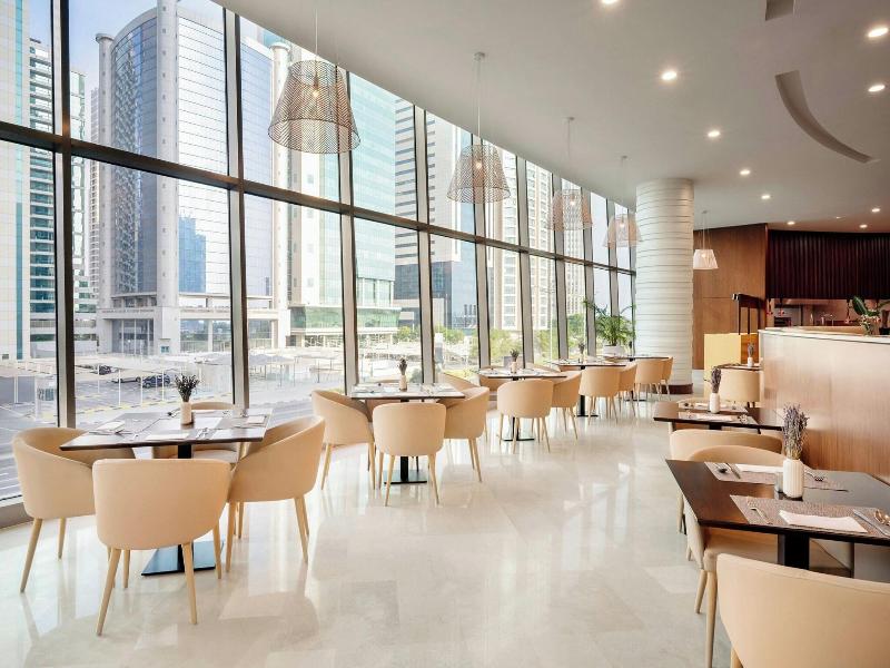 Le Meridien City Center, Doha image