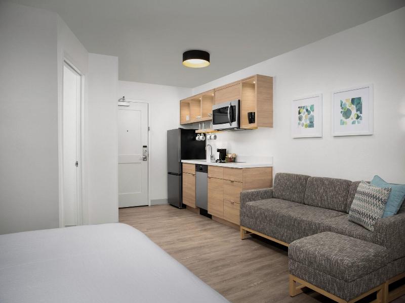 Towneplace Suites By Marriott Birmingham South image
