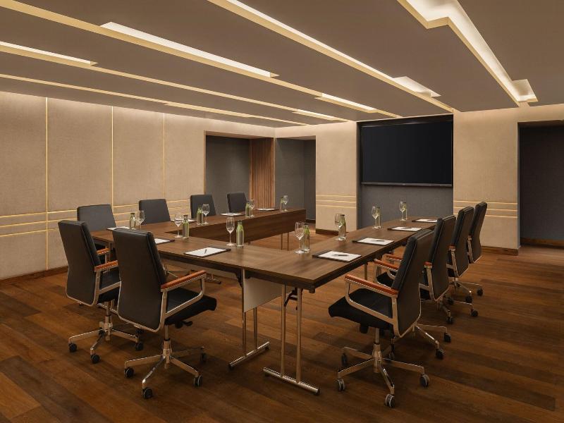 Courtyard By Marriott Tiruchirappalli