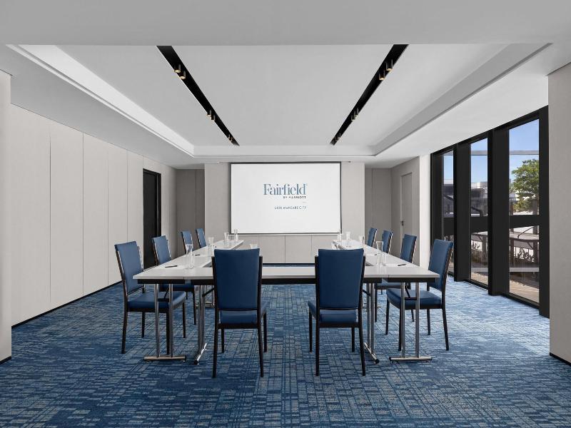 Fairfield By Marriott Cebu Mandaue City image