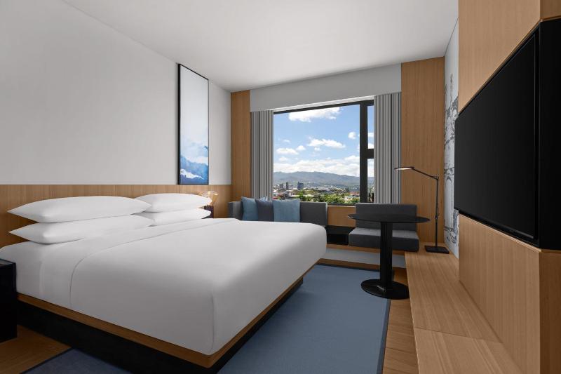 Fairfield By Marriott Cebu Mandaue City image