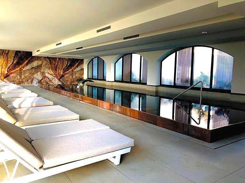 Limen Wellness Hotel & Spa image