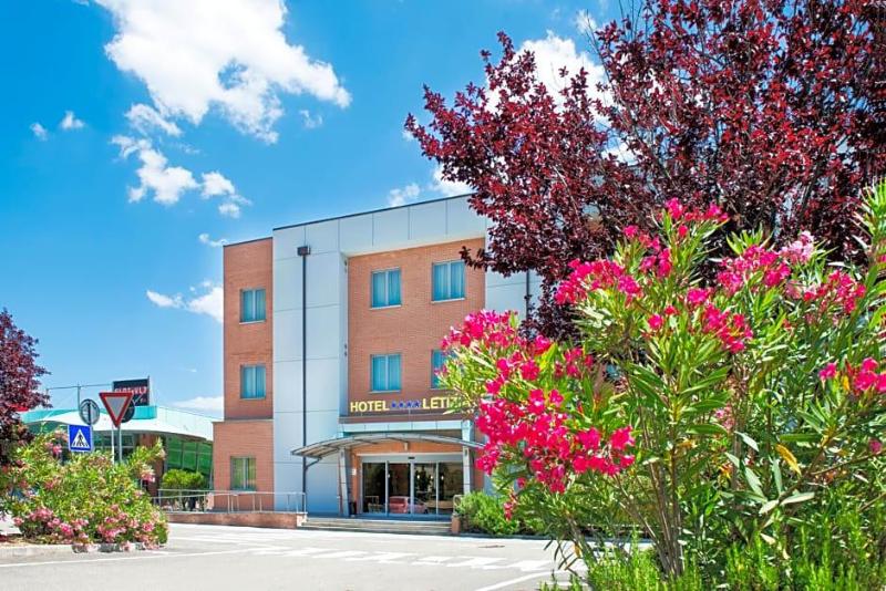 Hotel Letiziv image