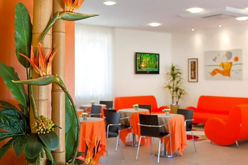 Hotel Letiziv image