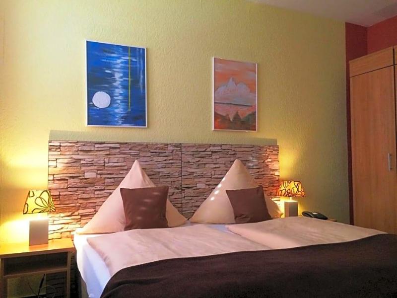 Hotel Stadt Hamburg Am Fluss Saarbrv Cken image