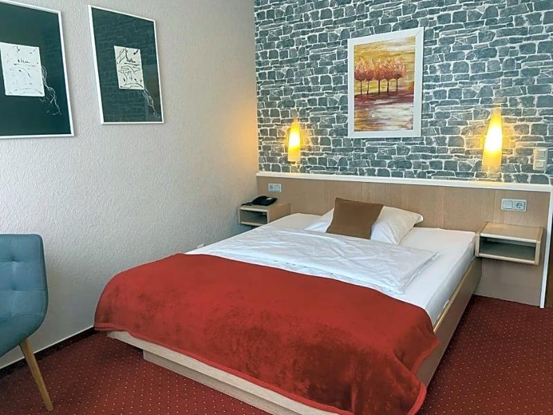 Hotel Stadt Hamburg Am Fluss Saarbrv Cken image