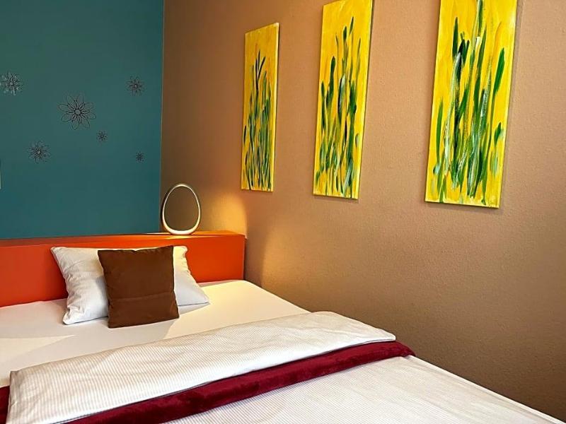 Hotel Stadt Hamburg Am Fluss Saarbrv Cken image