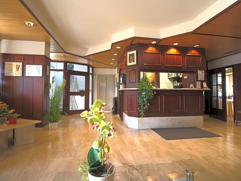 Hotel Restaurant Und Gv Stehaus Lv Wen image