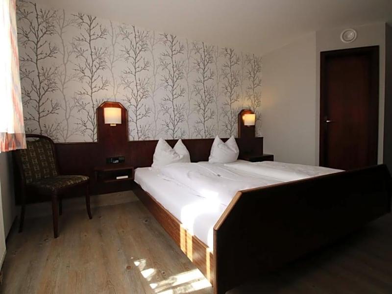 Hotel Restaurant Und Gv Stehaus Lv Wen image