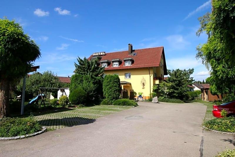 Hotel Restaurant Und Gv Stehaus Lv Wen image