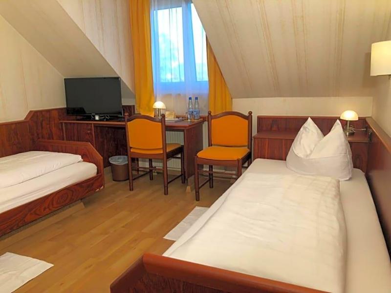 Hotel Restaurant Und Gv Stehaus Lv Wen image