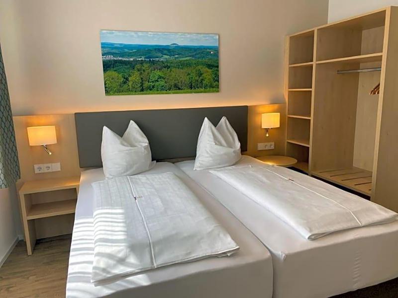 Hotel Restaurant Und Gv Stehaus Lv Wen image