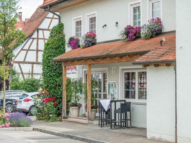 Mayers Waldhorn Zwischen Reutlingen Und Tv Bingen image