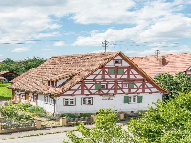 Mayers Waldhorn Zwischen Reutlingen Und Tv Bingen image
