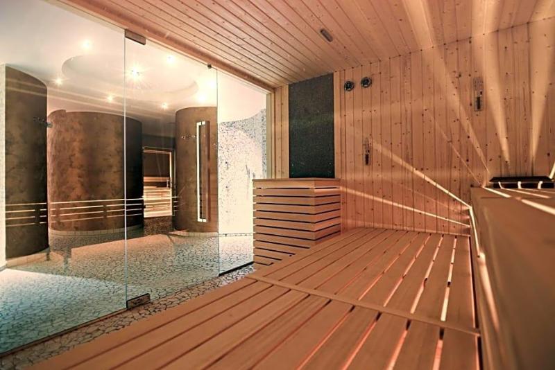 Paradiso Pure Living Vegetarian Vegan Hotel image