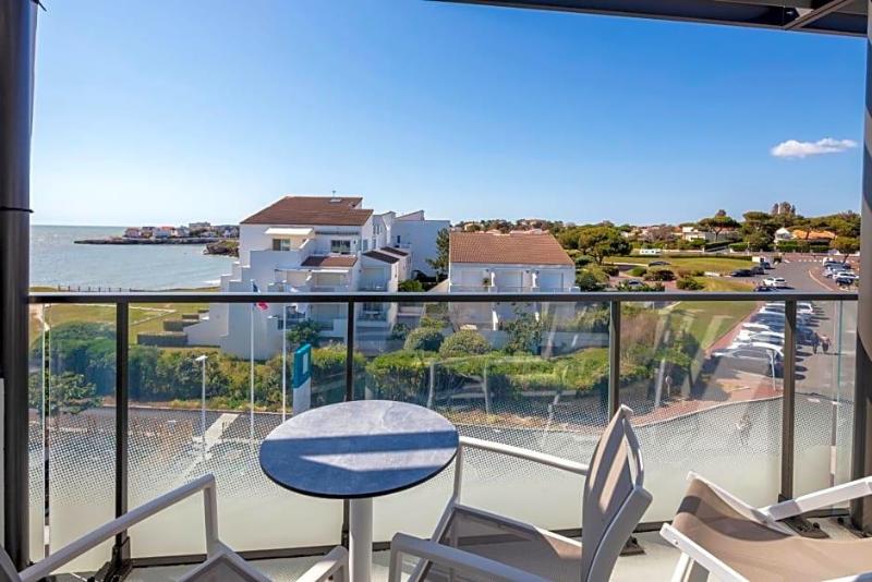 Thalazur Royan Hv Tel Spa image