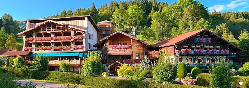 Relais Et Chv Teaux Les Bas Rupts image