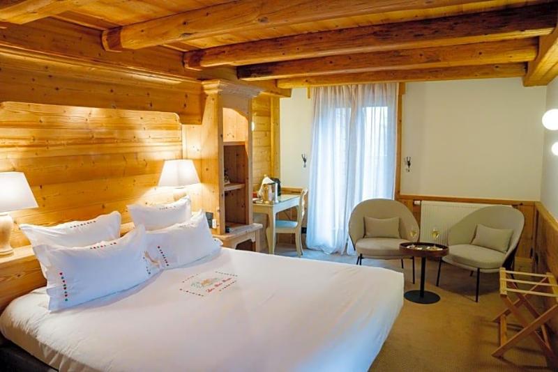 Relais Et Chv Teaux Les Bas Rupts image
