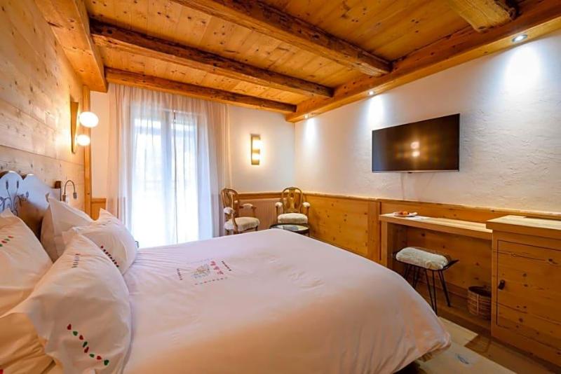 Relais Et Chv Teaux Les Bas Rupts image