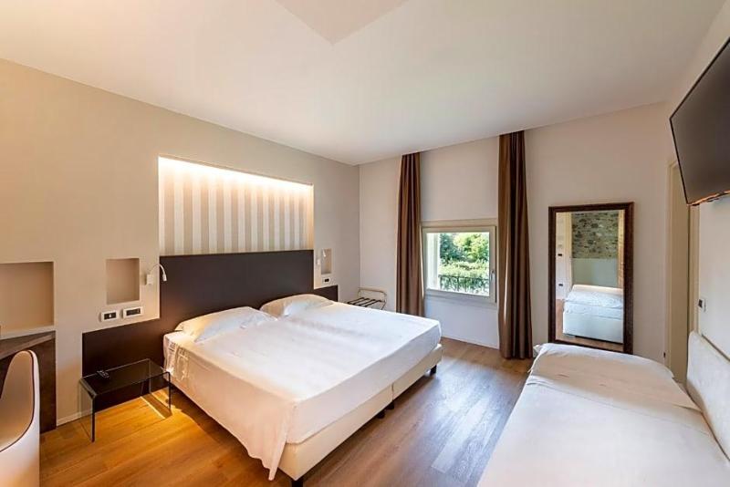 Villa I Pini image