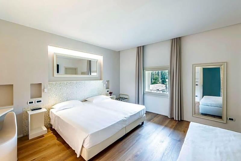 Villa I Pini image