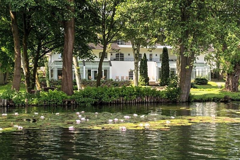 Seehotel Villago image