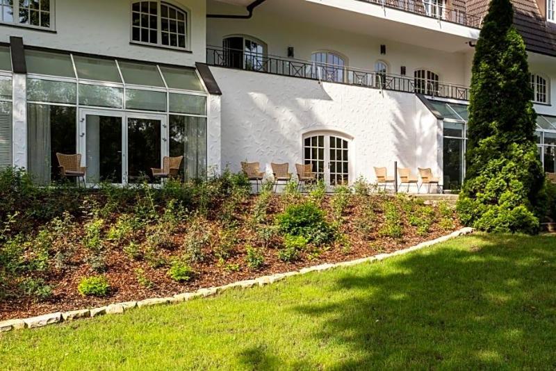 Seehotel Villago image