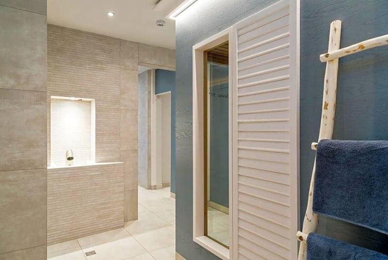 Seehotel Villago image