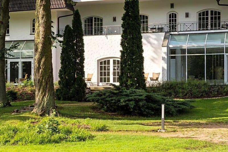 Seehotel Villago image
