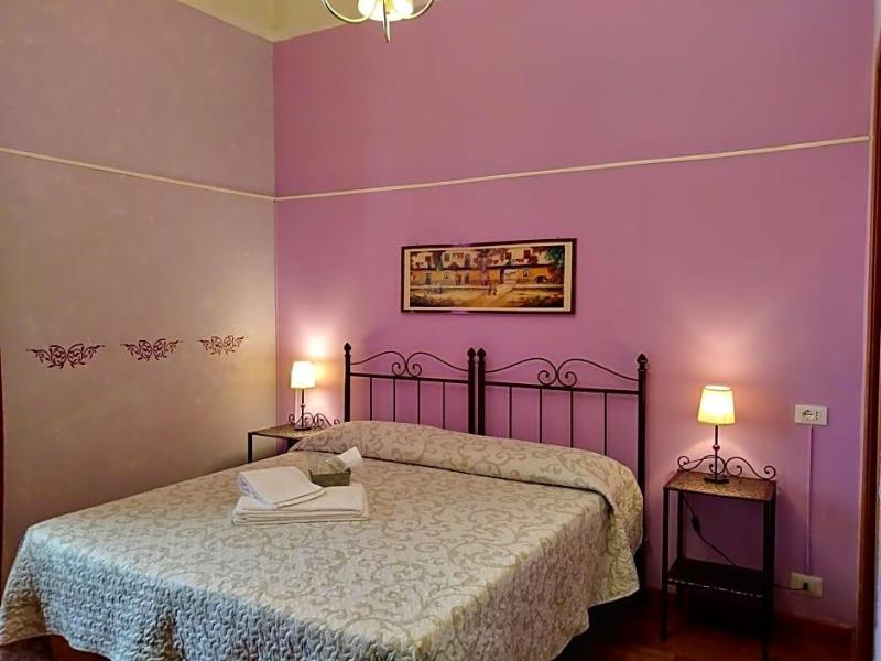 Rossi Hotel image