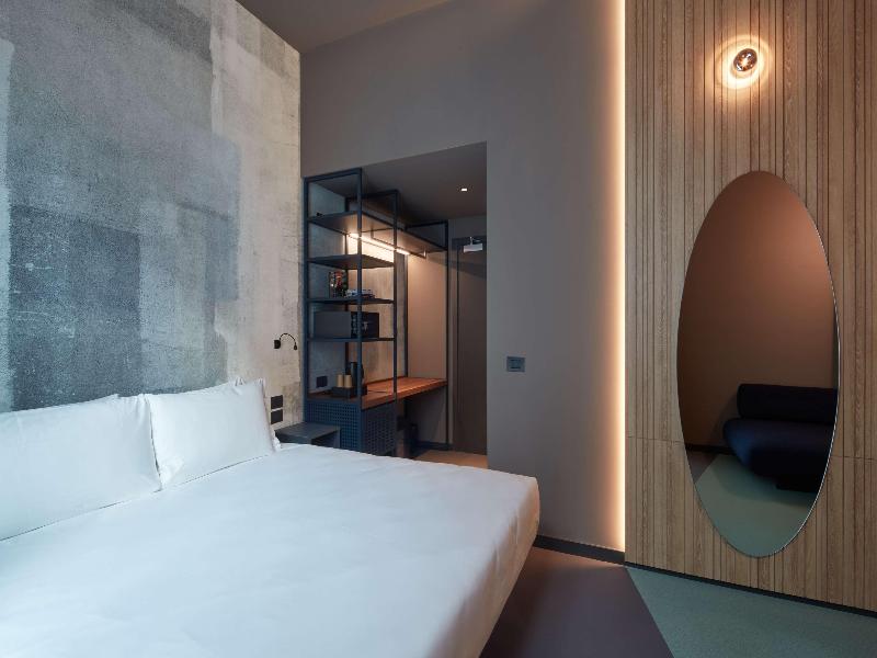 21 House Of Stories Navigli image