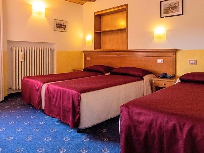 Hotel Ristorante Centrale image