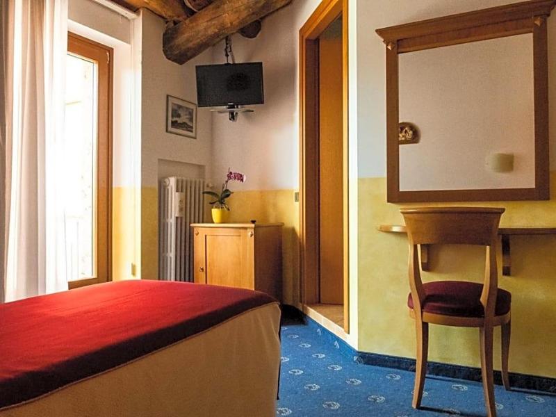 Hotel Ristorante Centrale image