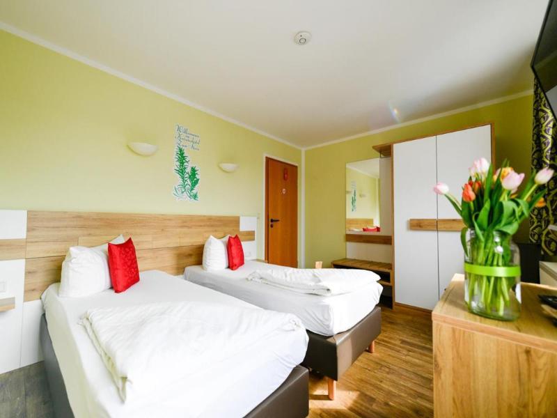 Hotel Zum Stern Spreewald image