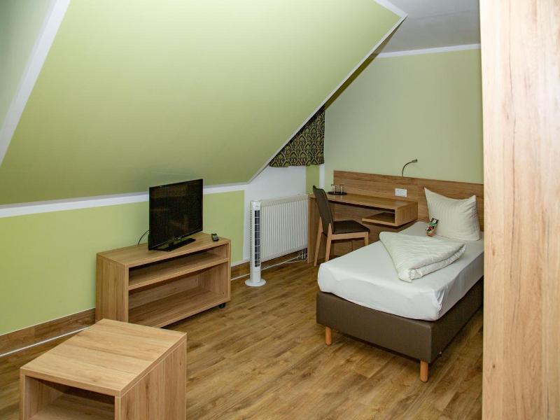 Hotel Zum Stern Spreewald image