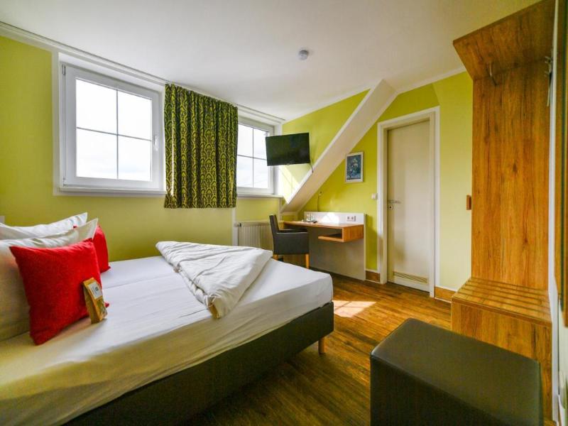 Hotel Zum Stern Spreewald image
