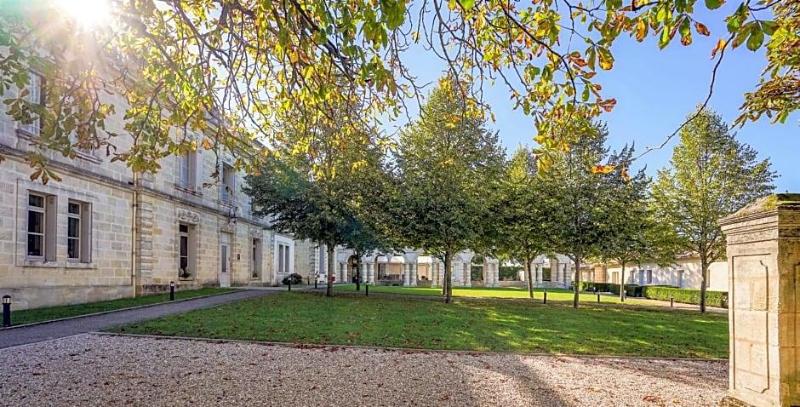 Hv Tel Chv Teau La Chv Ze Bordeaux Floirac image
