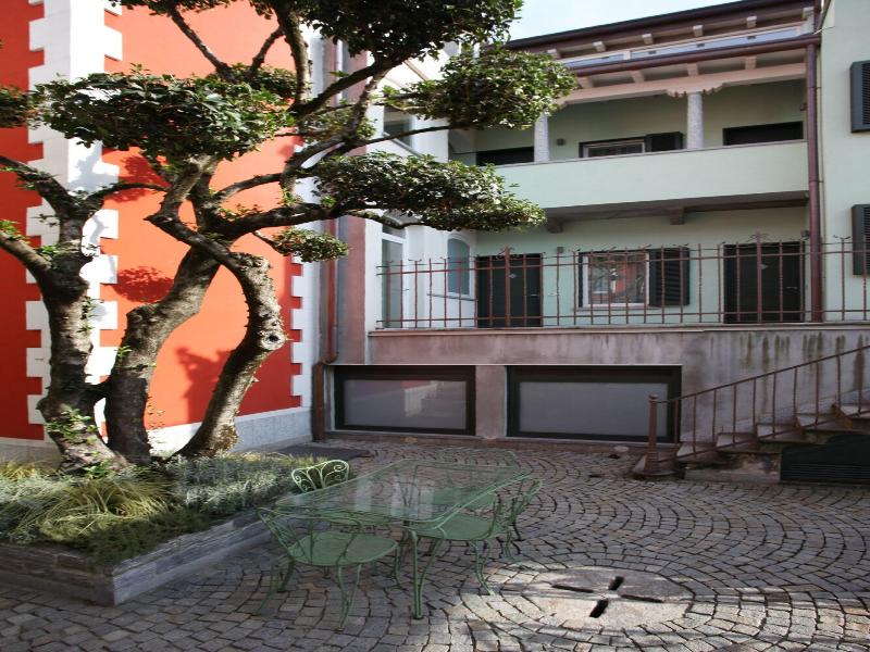 Hotel Ponti image