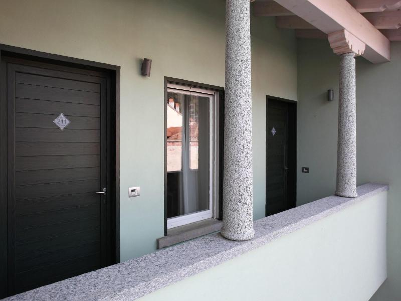 Hotel Ponti image
