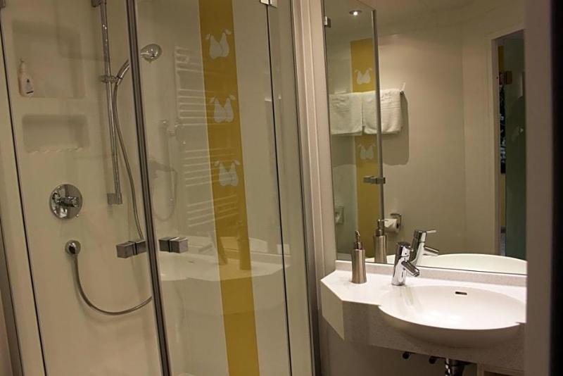 Hotel Gasthof Die Post Brennerei Frankenhv He image
