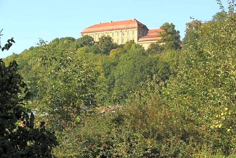 Hotel Gasthof Die Post Brennerei Frankenhv He image